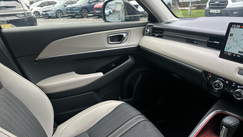 Honda HR-V 1.5 eHEV Advance Style 5dr CVT Hybrid Hatchback